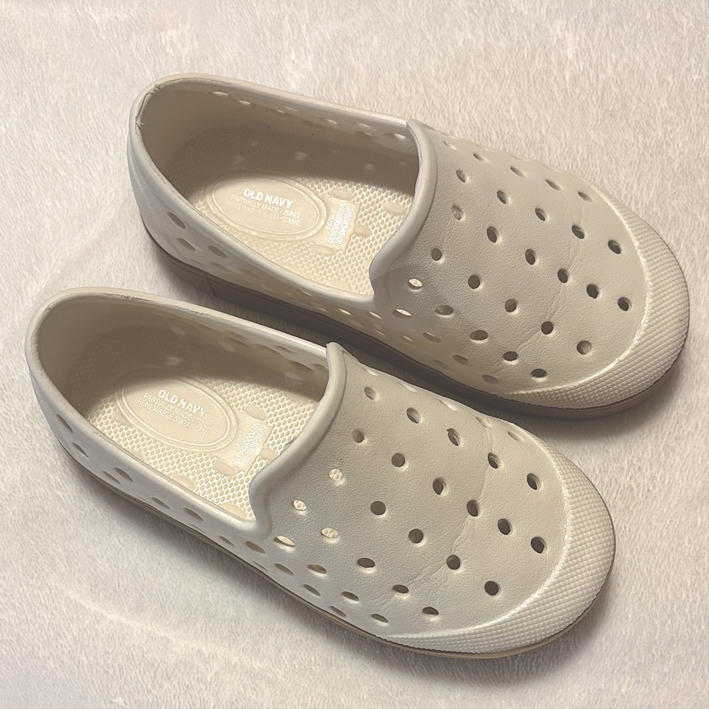 Perforated Slip-On Shoes for toddlers